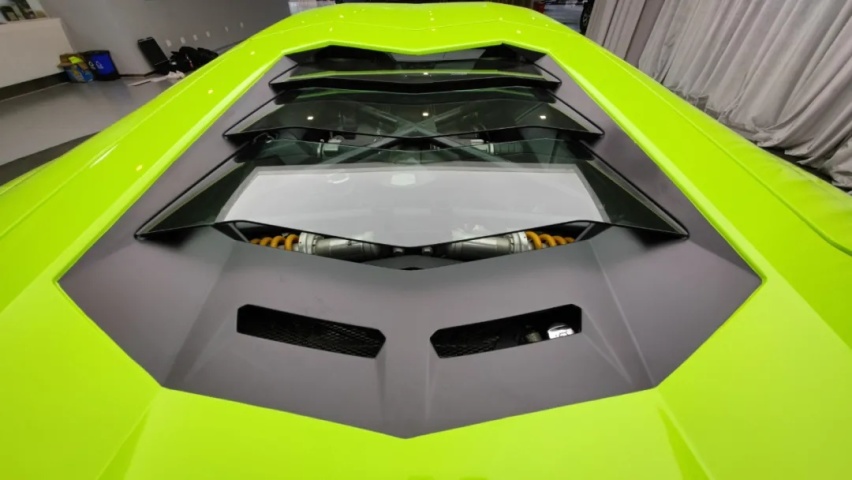 兰博基尼Aventador LP700-4半价！男生眼里的大牛女生眼里是什么？