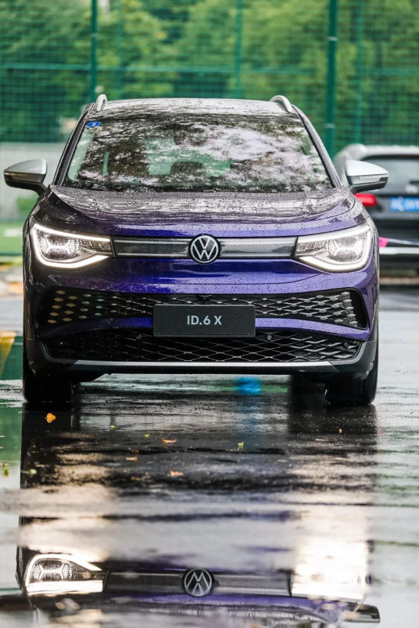 30万以内唯一一台合资7座纯电SUV 试驾上汽大众ID.6 X
