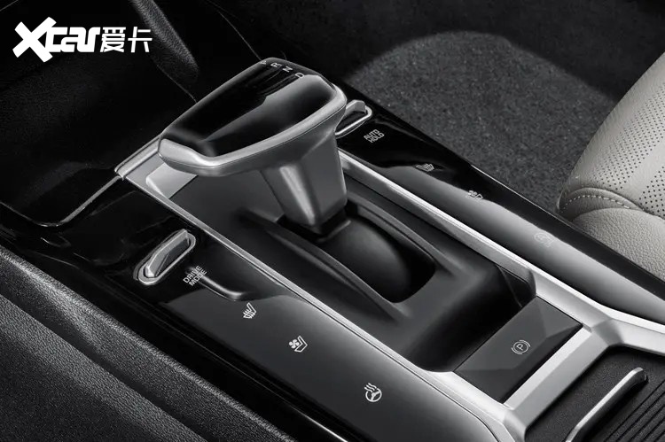 12万级最好看轿车？起亚K3改款将至 1.4T动力性能提升！