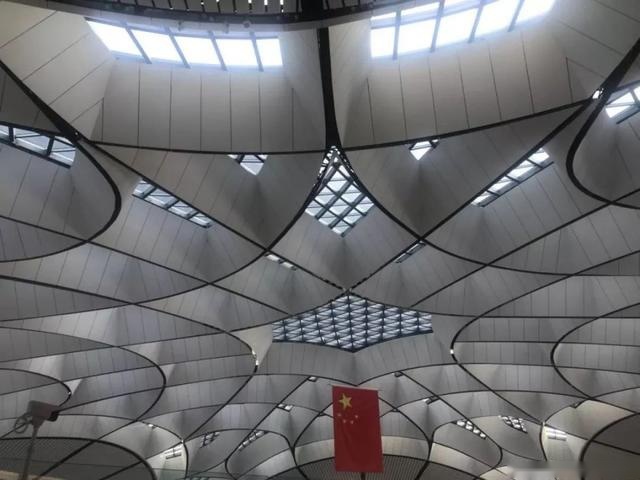 这台奔驰全新EQC能给你带来什么?
