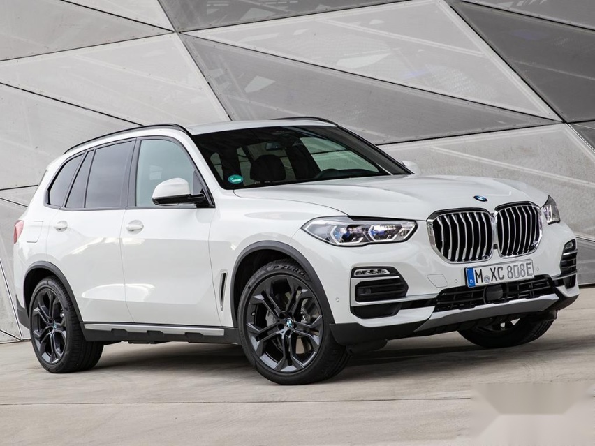 纯电续航80公里，高端新能源SUV，看全新宝马X5插电混动版