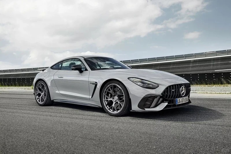 赛道利器——奔驰AMG GT 63 Pro