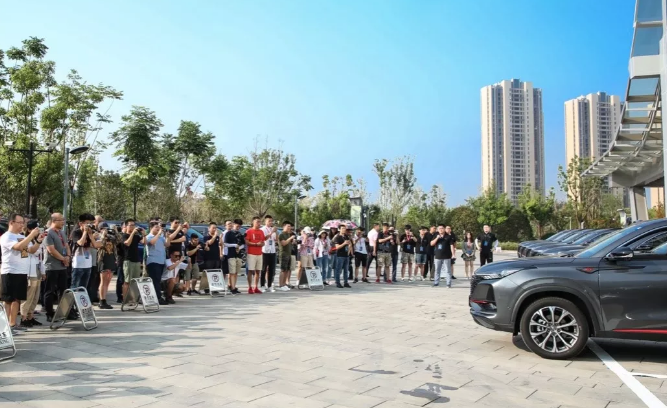 国产汽车已经步入4.0时代，很多人的认知却停留在2.0时代