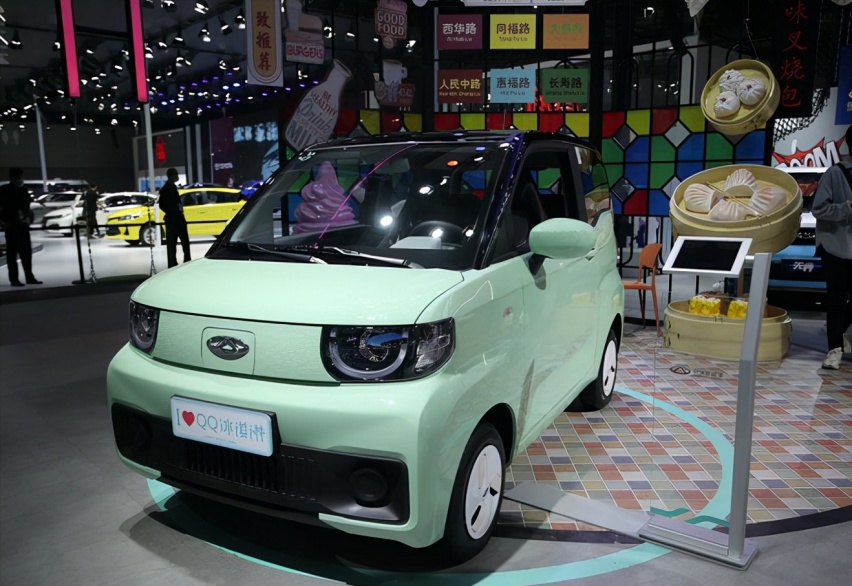 奇瑞QQ冰淇淋年底上市，外观呆萌可爱，对标宏光MINI EV