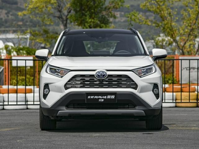 名门好车一汽丰田RAV-4荣放对比WEY VV6，结果还是WEY赢了