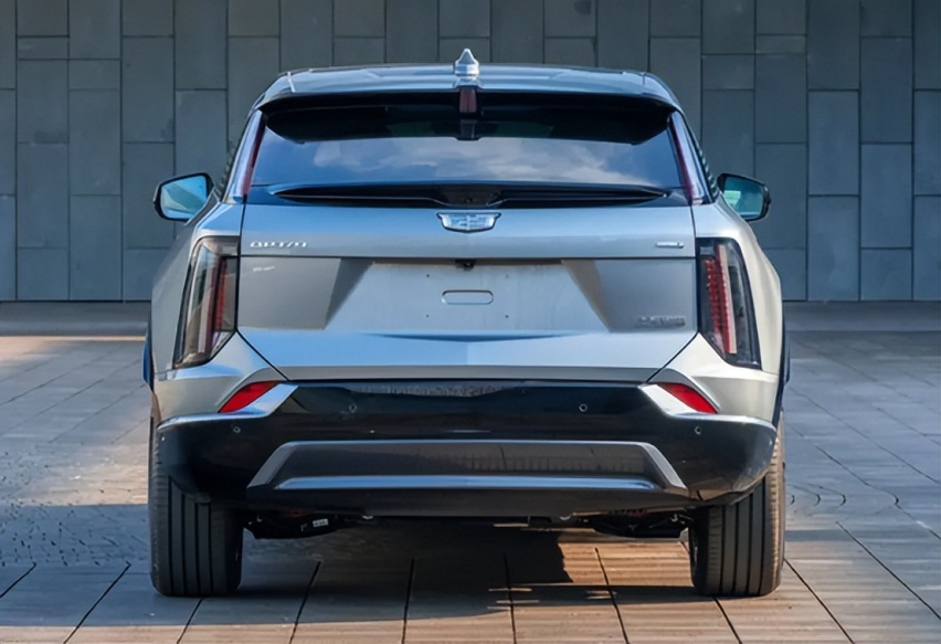 凯迪拉克IQ OPTIQ定名“IQ傲歌”，竞争Model Y