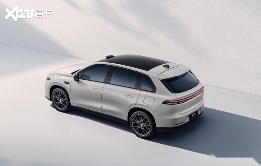 零跑C10正式上市，LEAP3.0技术架构打造，售12.88万起