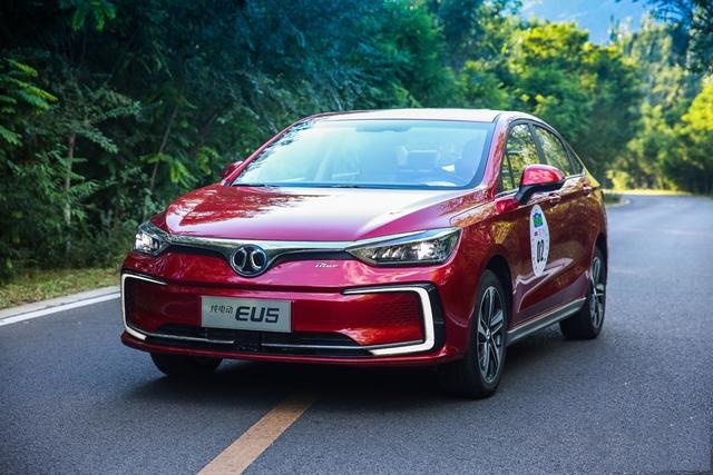 WEY轿跑SUV、博越PRO领衔，成都车展重点新车抢先一览