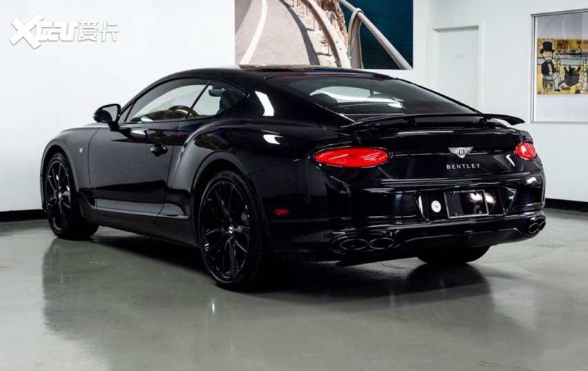 全新宾利欧陆gt海外实车全黑