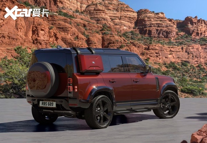 新款路虎卫士太帅了,但小弟极光还是降价也卖不动