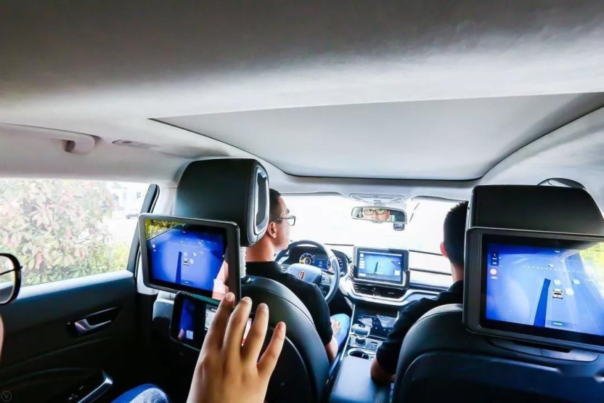 百度的Apollo Robotaxi这门生意值多少钱？