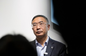 朱江明卸任子公司法人：不是跑路，是新能源终局战的冲锋号