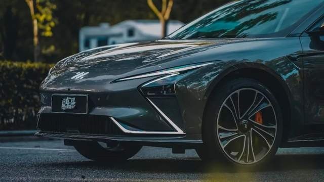 智己L7：花40万，为什么我选它？