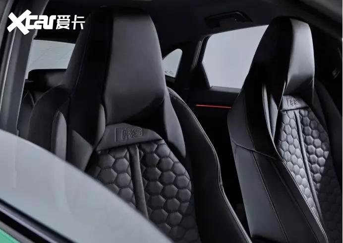 祖传五缸机上身，奥迪发布RS Q3和RS Q3 Sportb