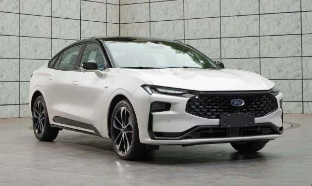 轴距超2米9、2.0T动力！福特蒙迪欧终于要换代，能反超雅阁吗？