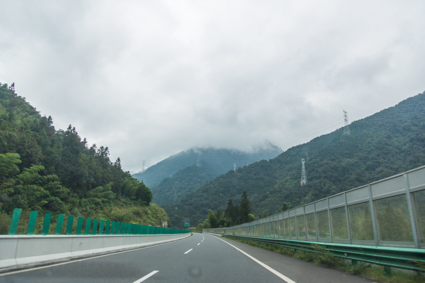 驾丰田雷凌游稻城亚丁（上）——领略川藏公路最美秋色
