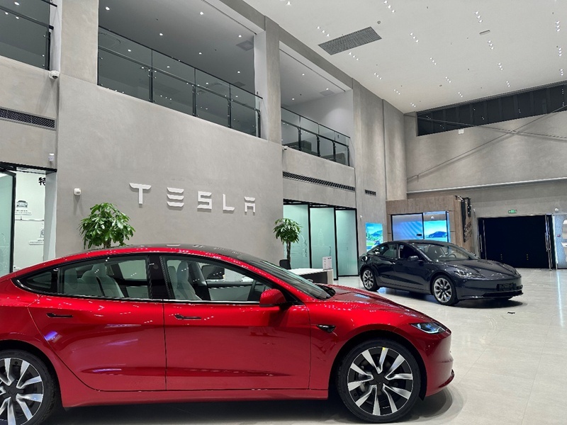 特斯拉Model 3 焕新版湖北首秀 汉口区域迎来第一家特斯拉中心