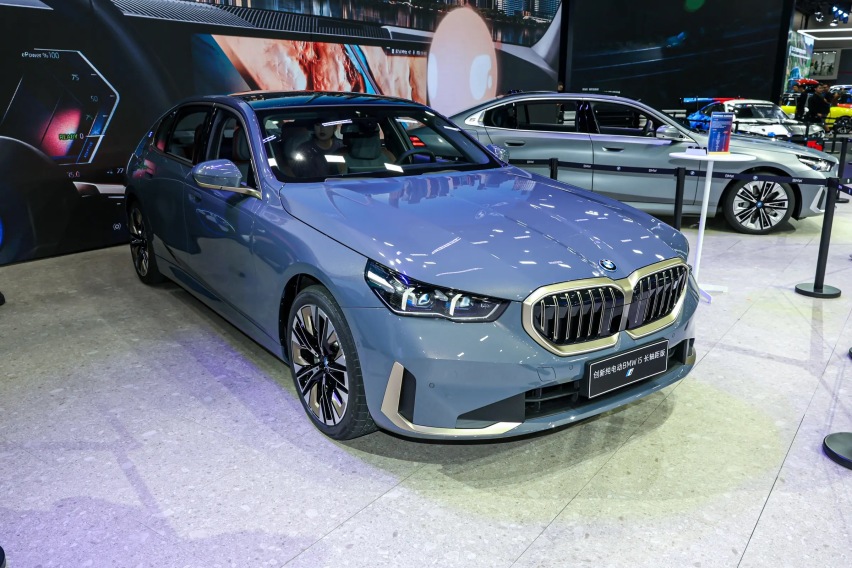 宝马i5 40L和50L上市，电池更大更重能耗却更低，这到底是为什么？
