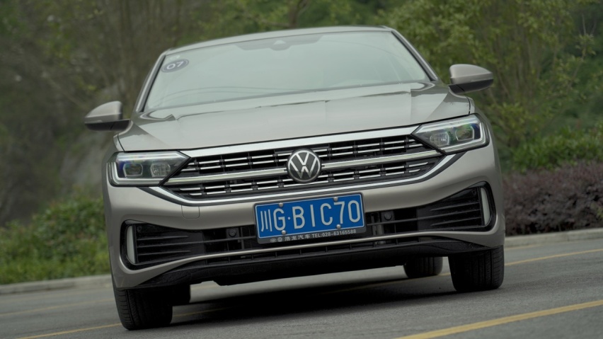 身手全面无短板！试驾全新速腾300TSI