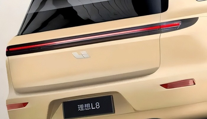 新能源SUV之争，理想L8/L9强攻Model Y，比亚迪观虎斗