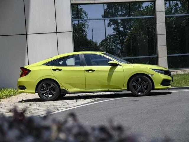 90后买个代步车，思域、菲斯塔、领克03怎么选？考虑偶尔跑街