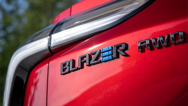 海外售价合人民币30万，颜值巨高性能炸裂，blazer EV到底怎么样？