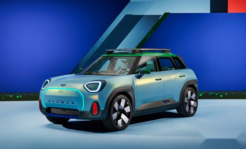 创想未来！全电动化阵容，宝马携20款新能源车亮相上海车展