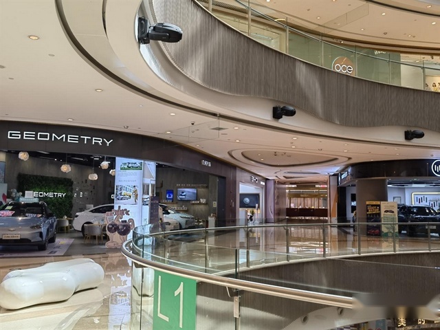探店阿维塔：实车比照片好看，“配置够了，加装不是关键！”