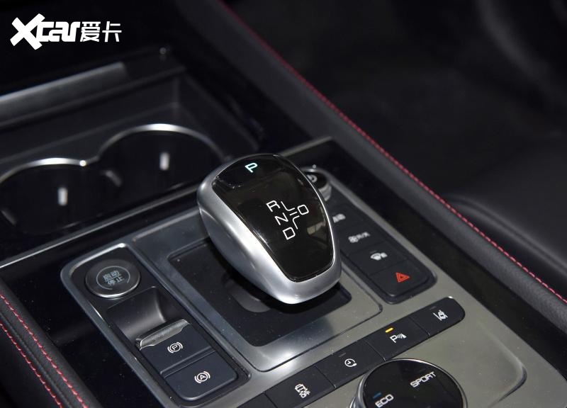 国人没白热捧它，高速从未见它飘，智能堪比XC60