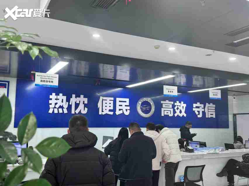 区商务委发文重点支持！渝车出海，看重庆巴南二手车出口基地！