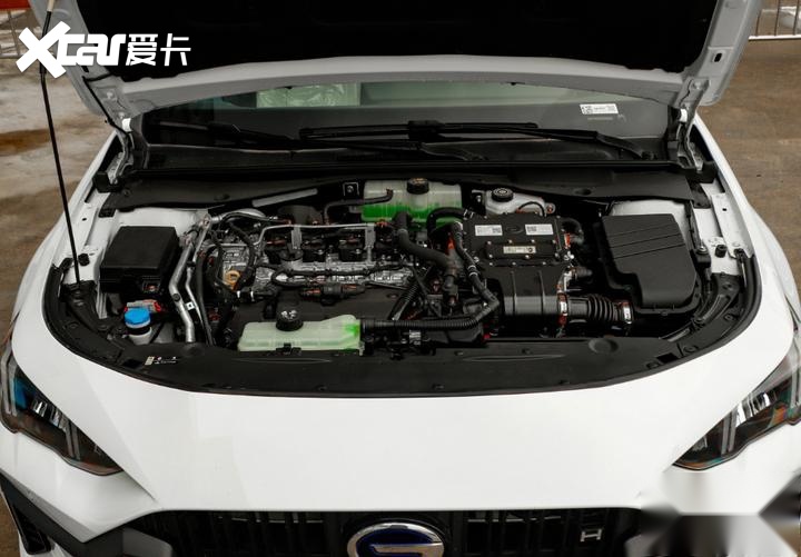 运动型轿车的新机遇，2023款吉利帝豪冠军版VS传祺影豹