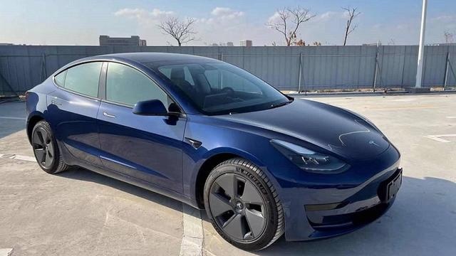 3分钟看车圈 换上300马力电机 新款model 3要来了 爱卡汽车爱咖号