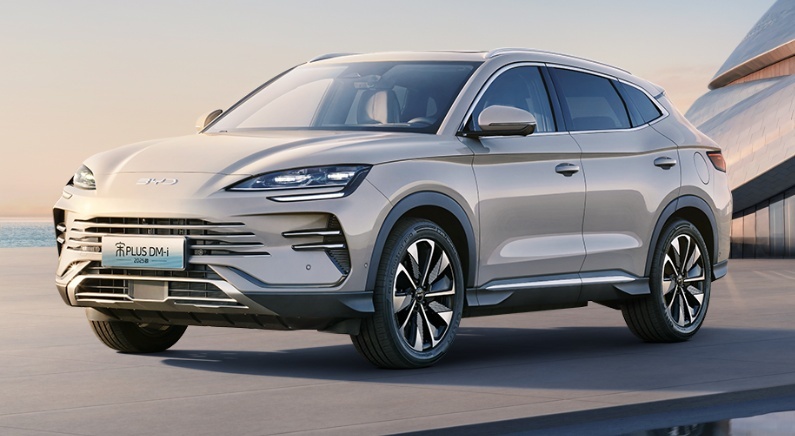 10万级插混SUV，吉利星舰7和比亚迪宋PLUS谁更值得入手？