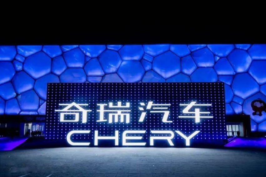 除了跑车，还有纯电“吉姆尼”！网友：这才是汽车界小米