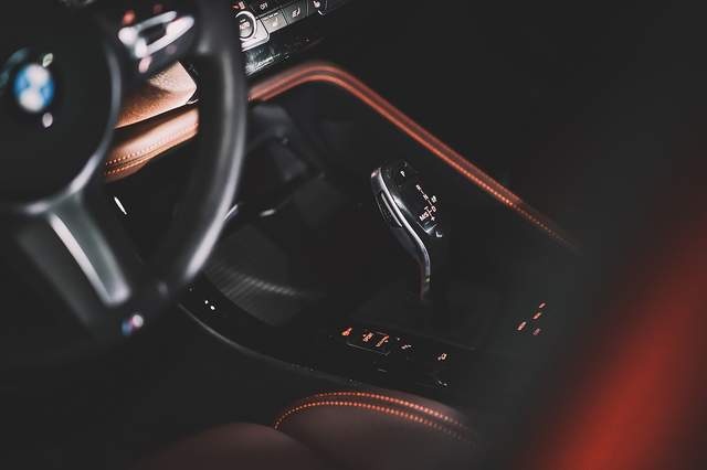 双倍个性，试驾新款BMW X2耀夜版