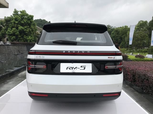 新宝骏RM-5实车，造型前卫，或成下个爆款国民MPV？