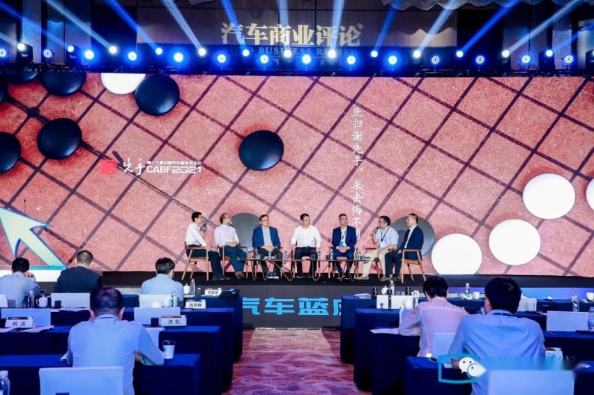 对网约车平台来说,打车人是“羔羊聋子瞎子”还是“韭菜”?