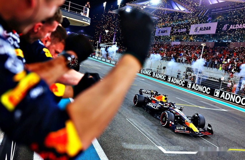 F1车手维斯塔潘破纪录：单季领先圈数破千