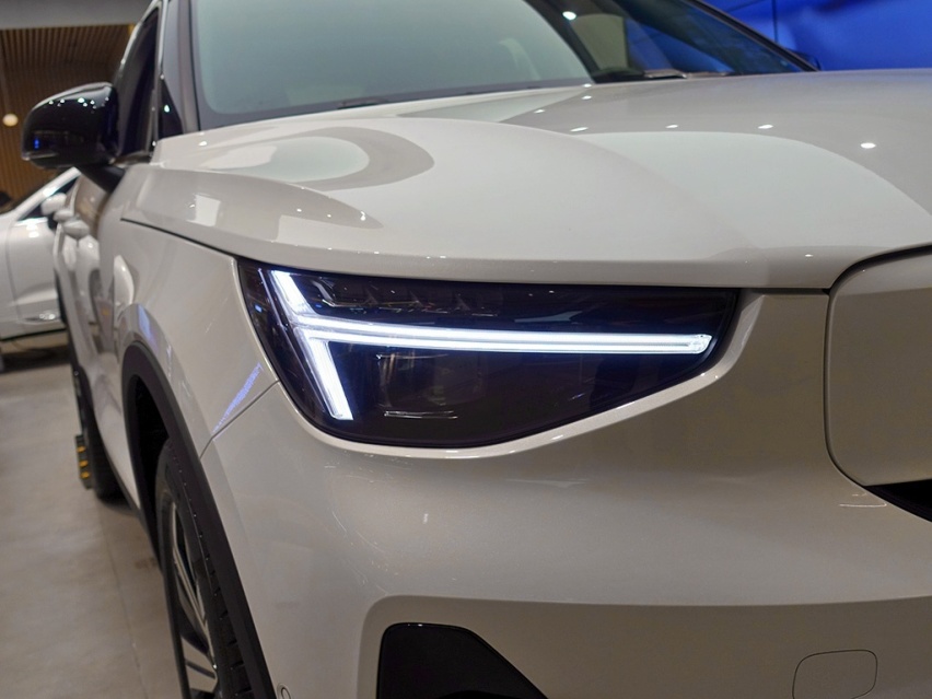 20万级豪华品牌纯电SUV，它很有性价比，探店沃尔沃XC40纯电版