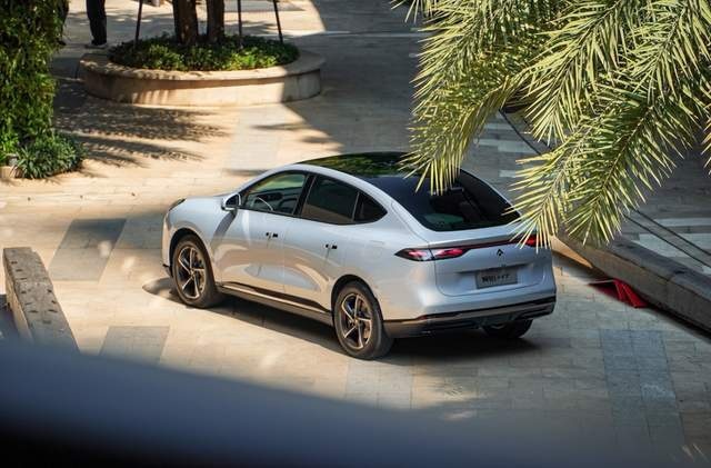 15分钟充电450km！21.39万起售 可平替Model Y 昊铂H