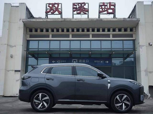 主打性价比！这三款“掀桌子”的新能源车值得一看