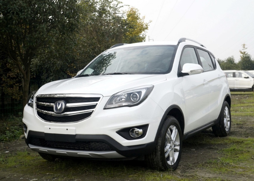 长安为培养潜在的年轻客户，推出入门级SUV，6.39万起