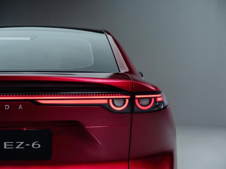 电动化时代的全新进化｜长安马自达MAZDA EZ-6
