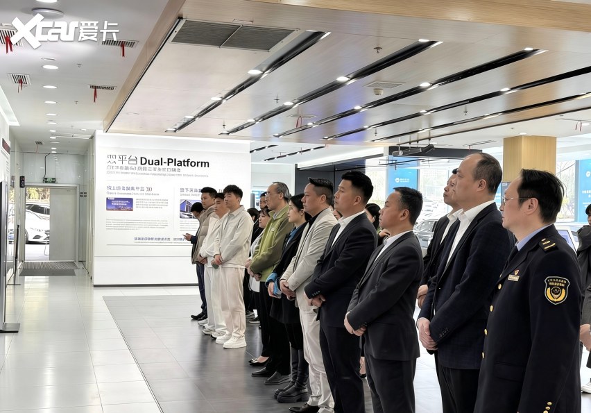 巴南区11家二手车企集中入驻智慧315平台签约仪式在基地圆满举行
