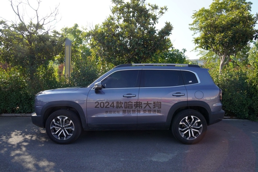 实拍2024款哈弗大狗：外观、配置再进化，越野素质依旧在线！