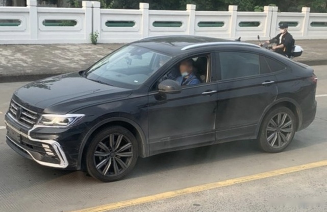 撞脸长安CS85 途观L轿跑版谍照曝光 大众也有皮尺部？