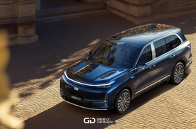 AI科技大六座旗舰SUV，吉利银河M9惊艳亮相米兰