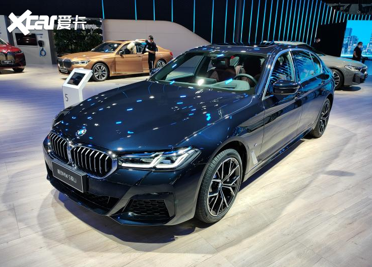 都是德系豪华,奥迪a7l与宝马5系选谁