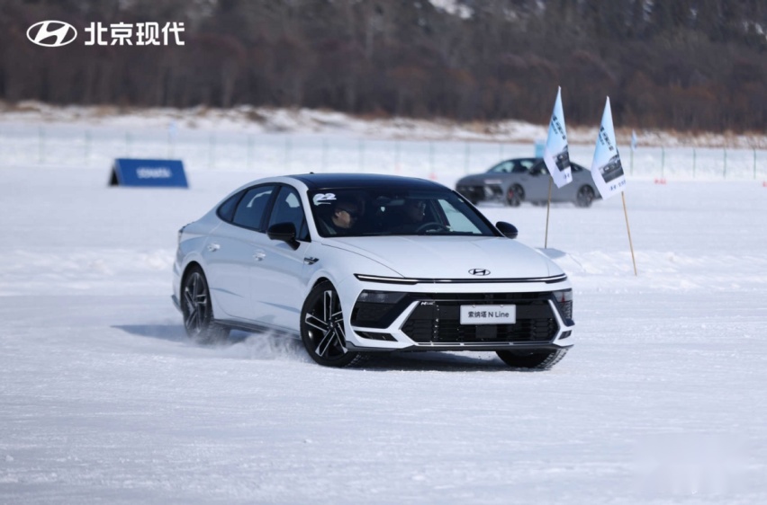 极地挑战：第十一代索纳塔冰雪探险全纪实
