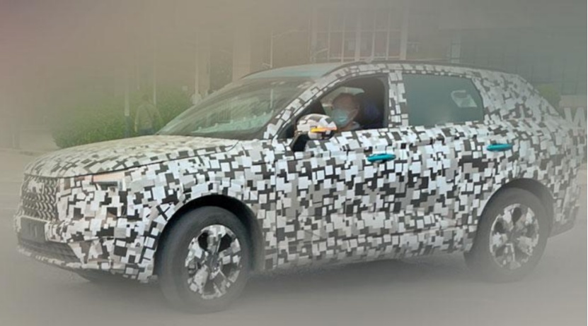 哈弗将推出入门级SUV;丰田全新皇冠专利图曝光
